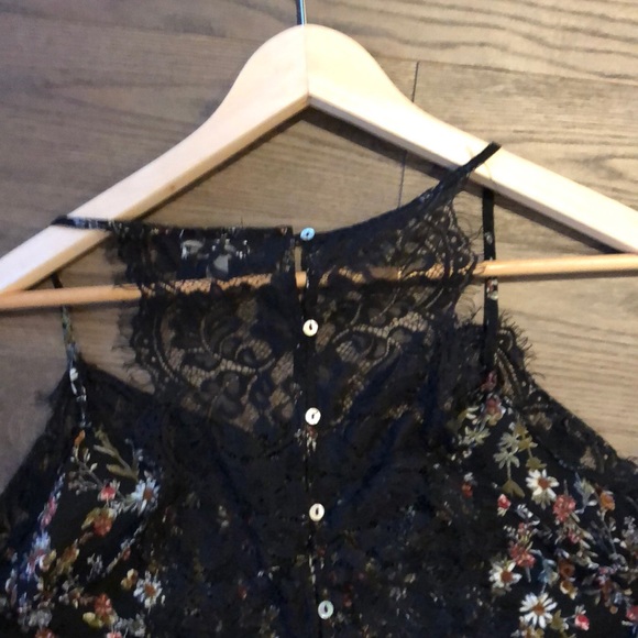 Tank top - Picture 2 of 4